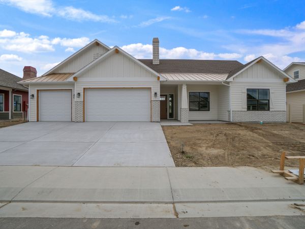 Cost of Driveway Apron Paving in Claremore